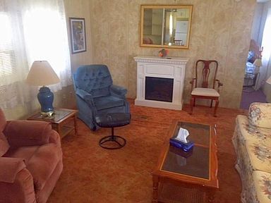 Photo - 824 Janet St