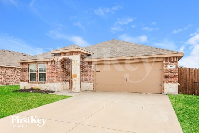 Photo - 312 Shiplap Ln