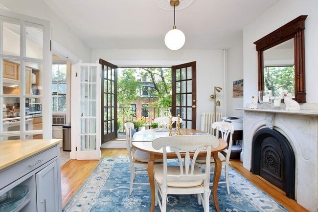 Building Photo - 120 Appleton St Unit 4