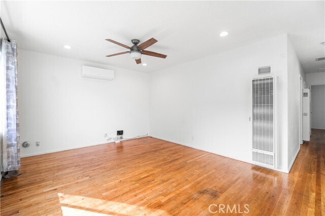 Photo - 4208 W 182nd St