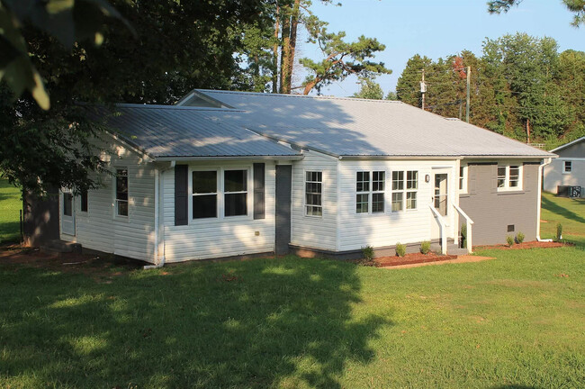 Photo - 2226 Windcrest Dr Casa