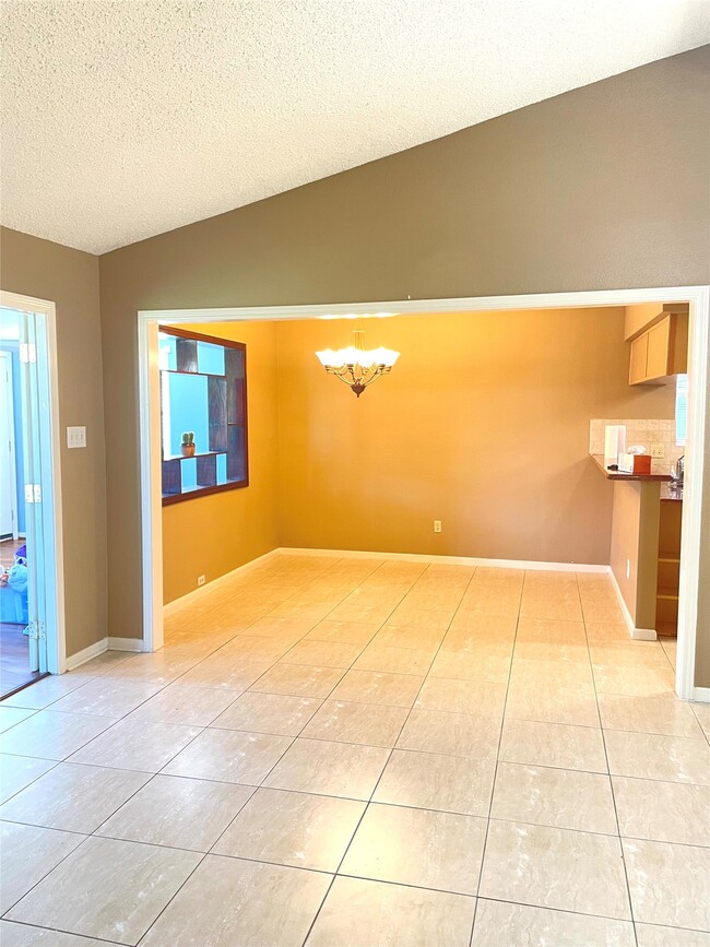 Photo - 3034 Mosby Dr