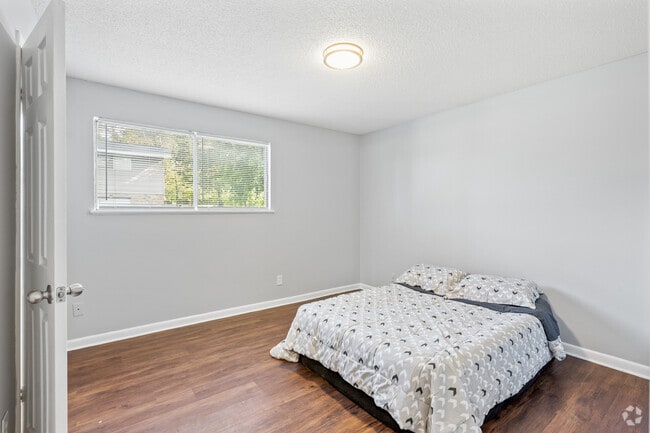 2BR, 1.5BA - 800SF - Primary Bedroom
