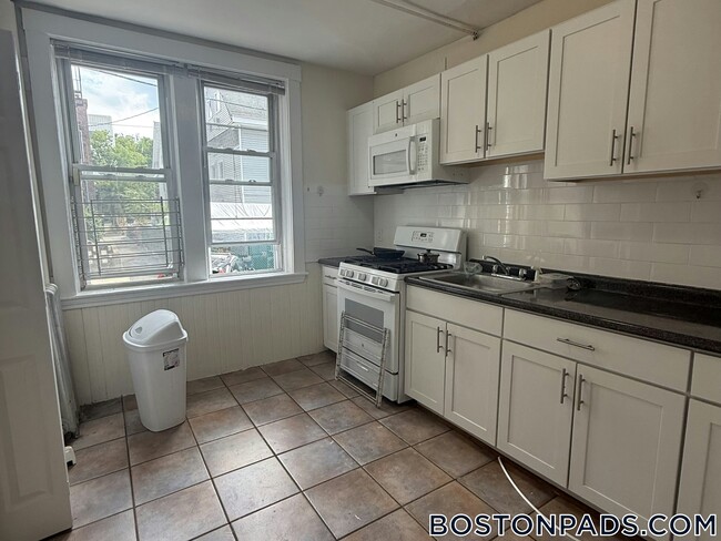 Photo - 520 Cambridge St Unidad 4A