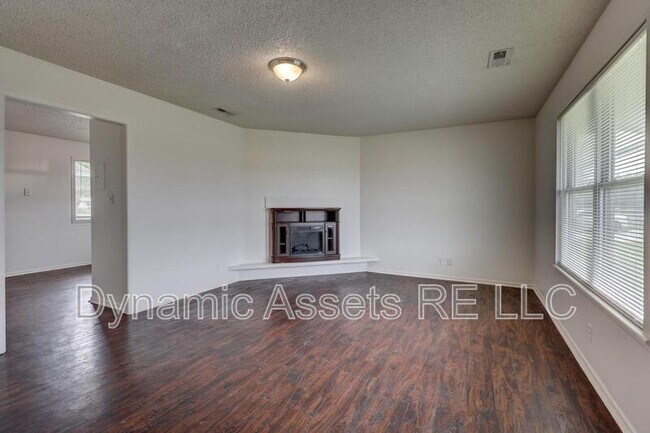 Photo - 2008 John F Kennedy St Unit A