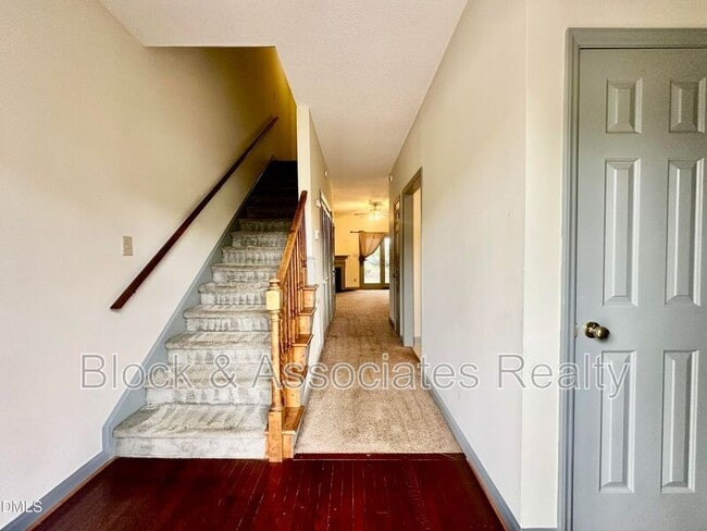 Photo - 216 S Walker St