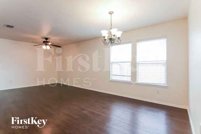 Photo - 1305 Haley Ln