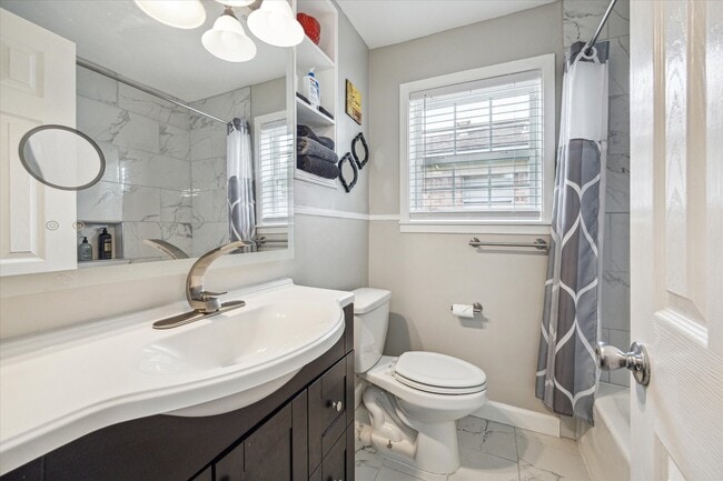 Photo - 1212 Shelby St