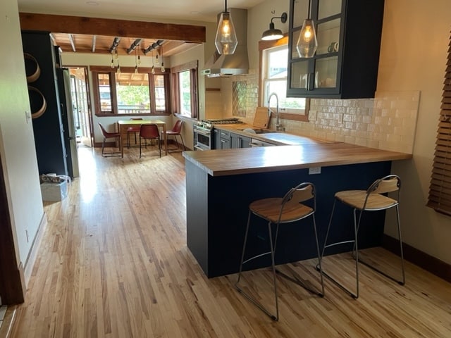 Photo - 143 Market St