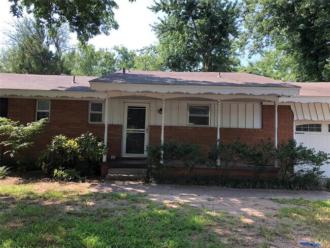 Photo - 1308 Sycamore St