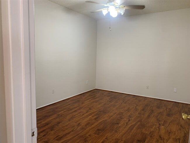 Photo - 2710 Grants Lake Blvd Unidad C9