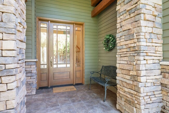 Photo - Gated Community in Broken Top