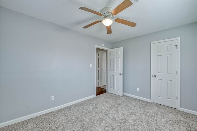 Photo - 3818 Noah St