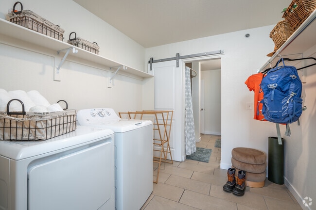 1BR, 1BA - 771SF - Laundry - The Edge at Mt. Shadows