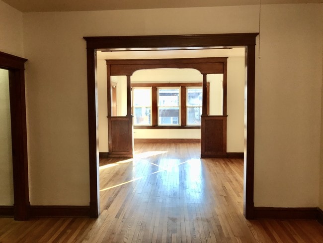 Building Photo - 2214 W Cortez St Unit 1