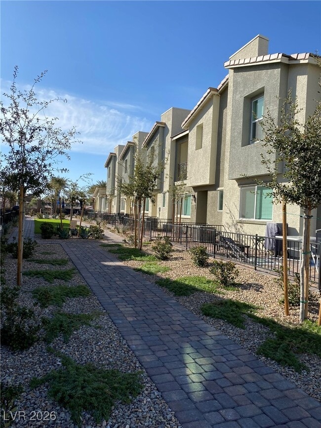 Photo - 6812 Alpine White Ct