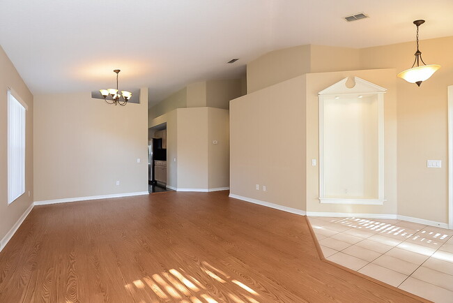 Photo - 29613 Morningmist Dr