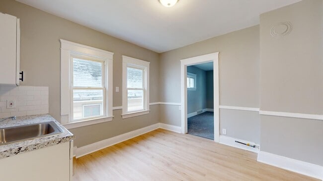 3465 W 56th St Unidad Up Unit