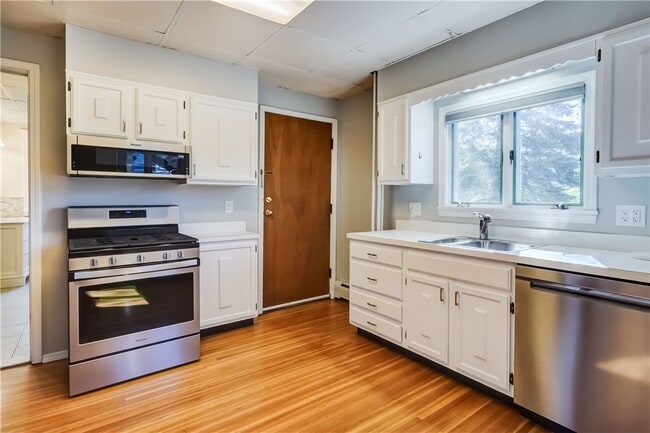 Photo - 38 Cornell St