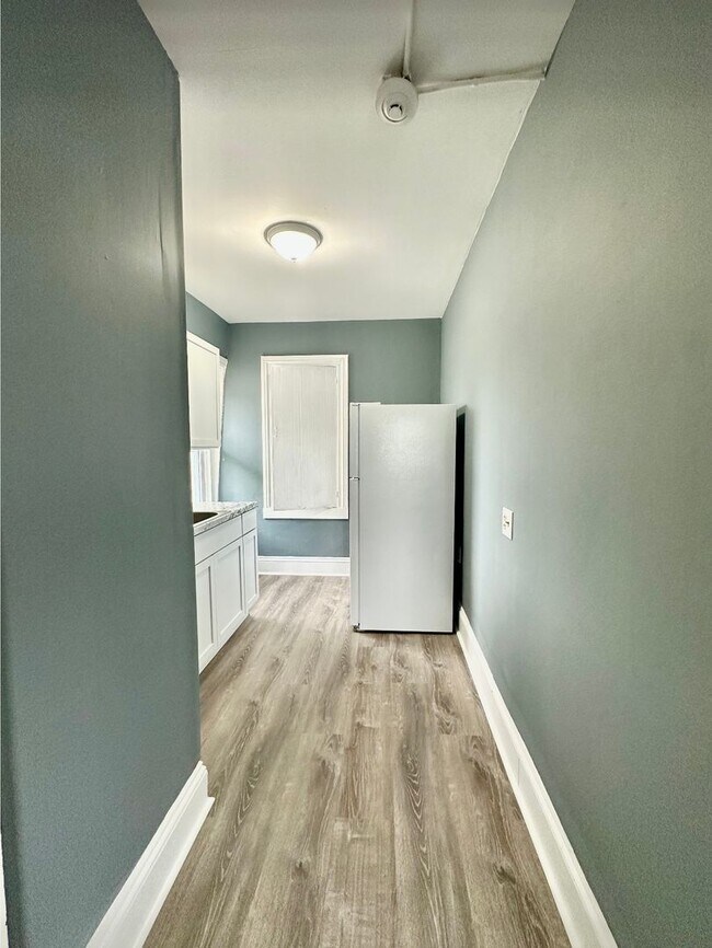 Photo - 50 Common St Unidad #12