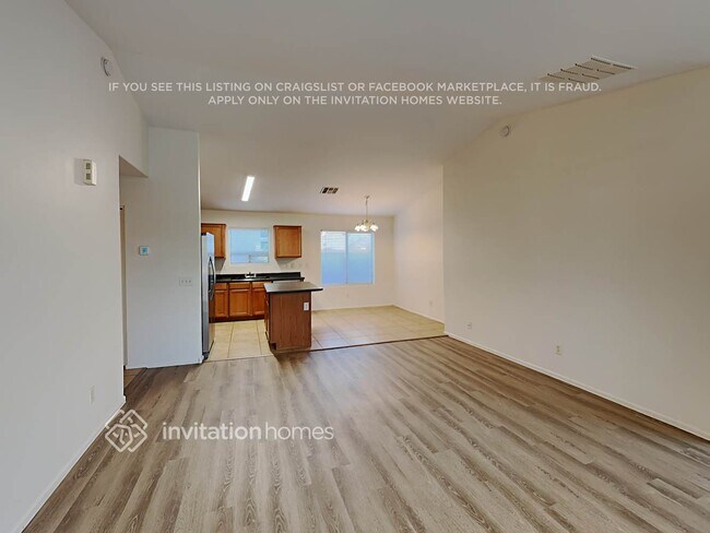 Photo - 28531 N Dolomite Ln