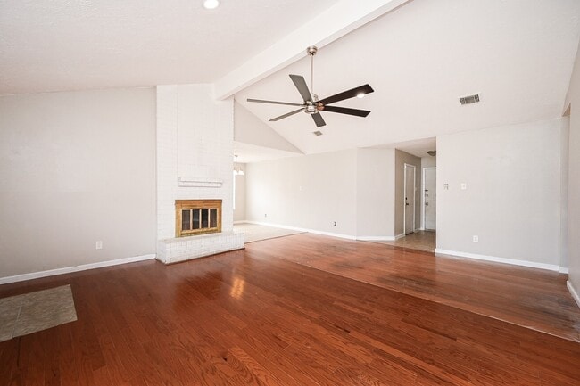 Photo - 1114 Blue Diamond Dr