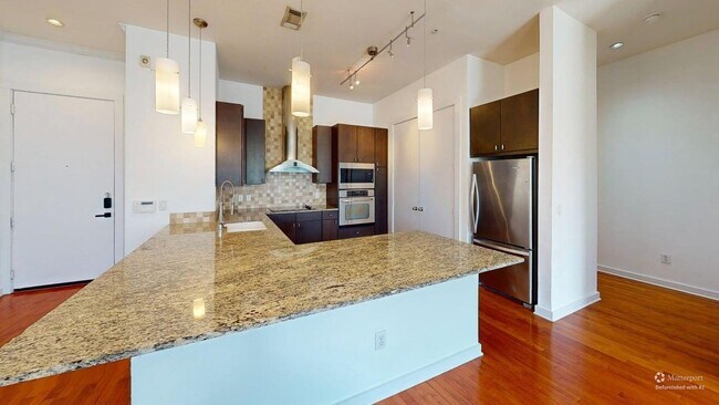 Building Photo - 2950 McKinney Ave Unit 424