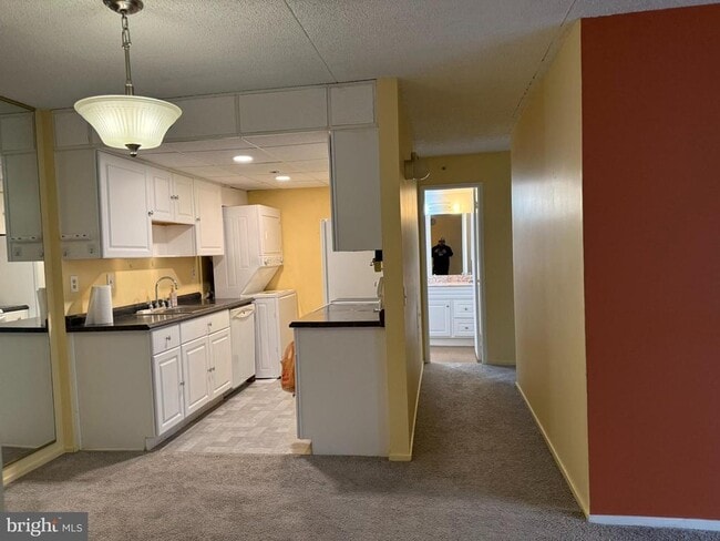 Photo - 5911 Edsall Rd Unidad 601