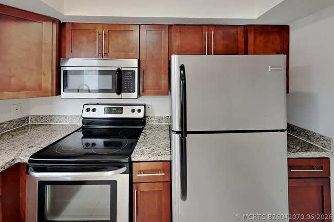 Photo - 2202 SE 1st St