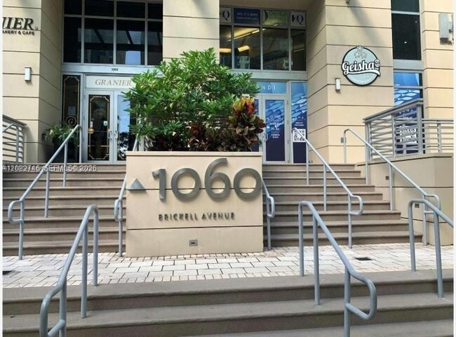 Building Photo - 1060 Brickell Ave Unit 2201