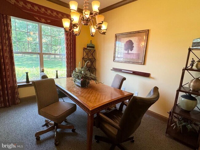 511 Timberlake Dr