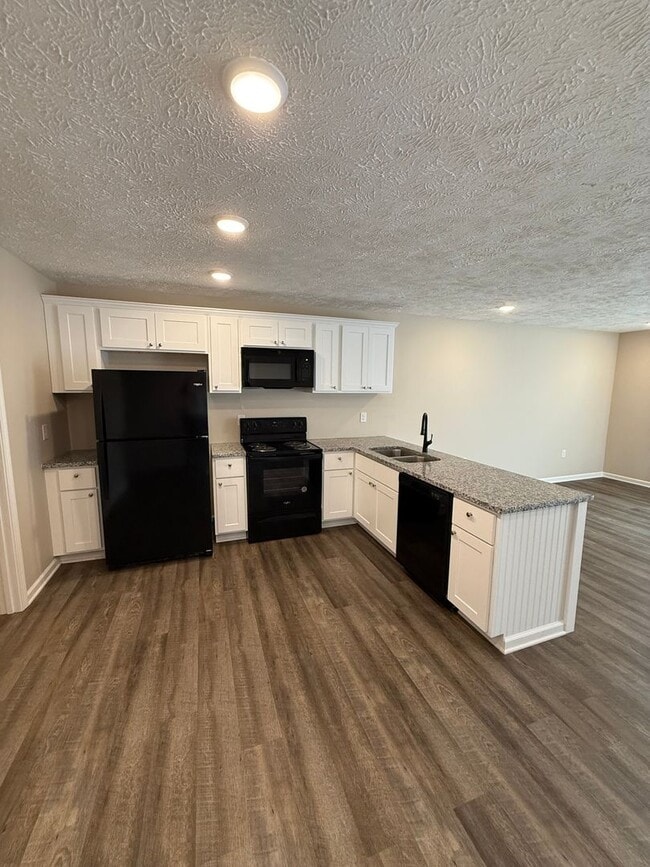 Photo - 100 E Crestview Dr Unit A