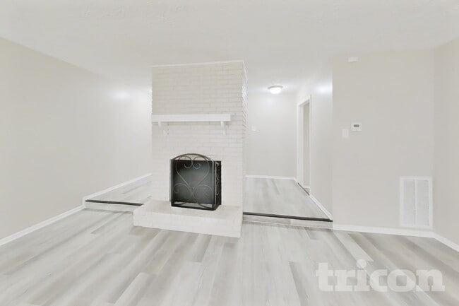 Photo - 3815 Regency Dr