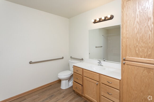 1BR, 1BA - 561 - 690SF