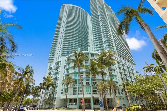 Building Photo - 1900 N Bayshore Dr Unit 715