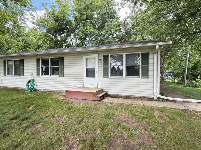 Building Photo - Stoney Lake Rd 8694-8696 Unit 8694