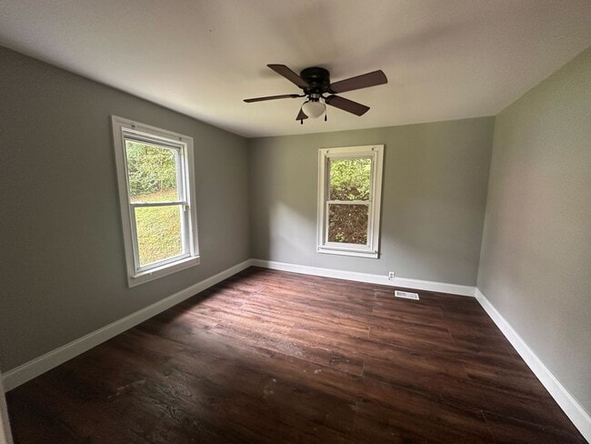 Photo - Newly Renovated Home For Rent!  Perfect Ch...