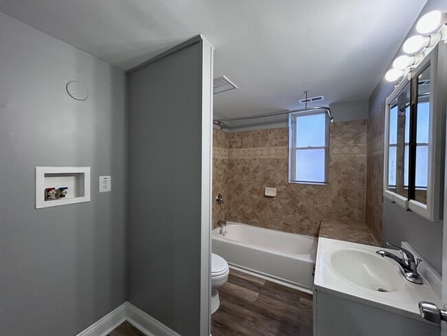 Photo - 2403 N Hilton St Unit 1