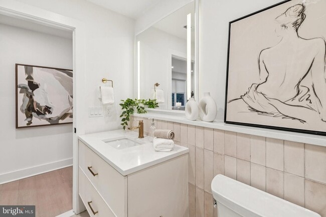 Photo - 30 W Allens Ln Unit 316