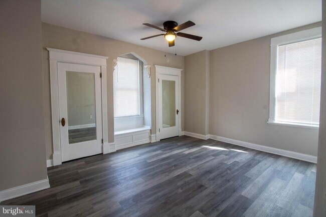 Photo - 711 N 63rd St