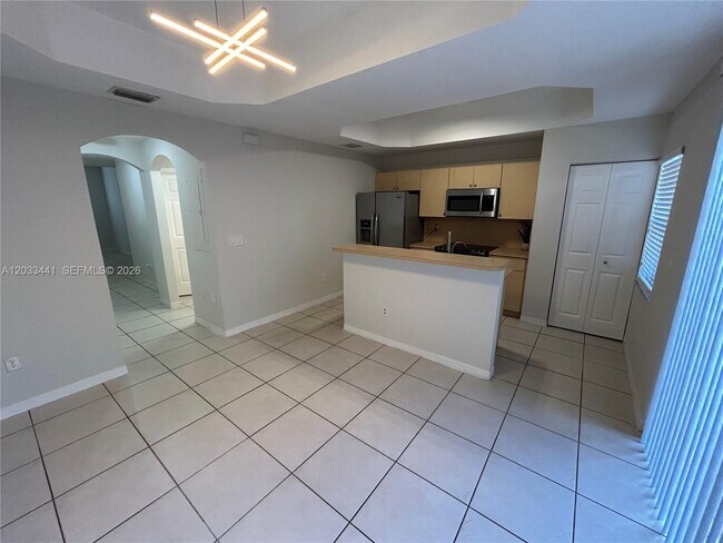 Photo - 4961 Leeward Ln