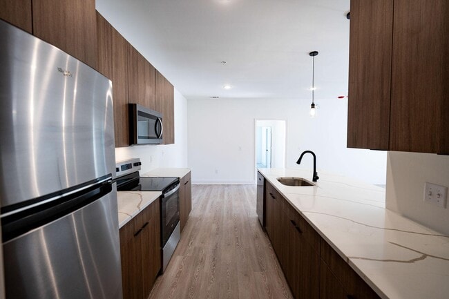 The Premiere at Brunswick Apartment Homes
