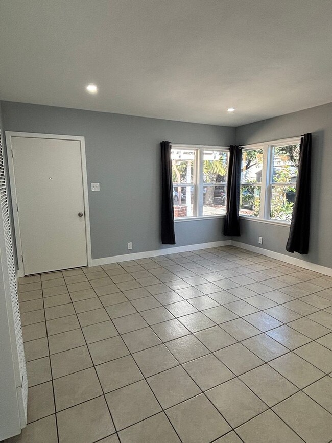 Photo - 8933 Elizabeth Ave Unit A