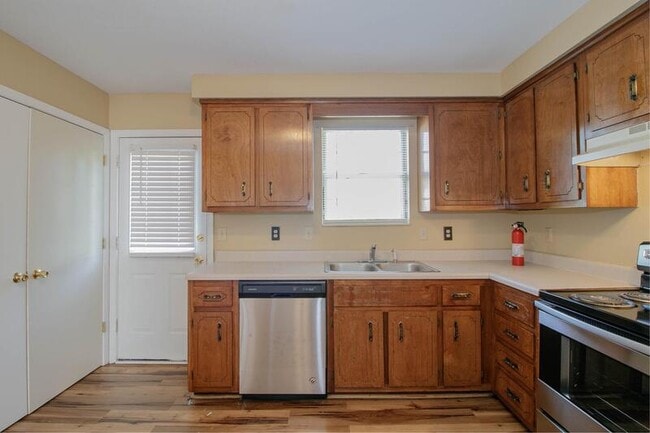 Photo - 371-4 Peabody Drive