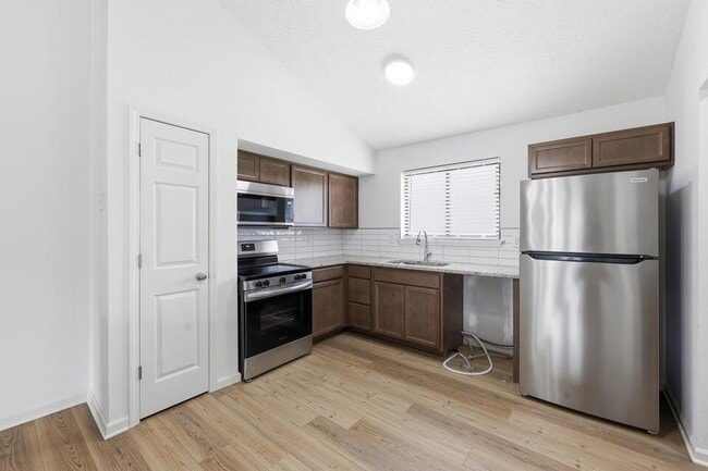 Photo - 1409 Gatlinburg Ct