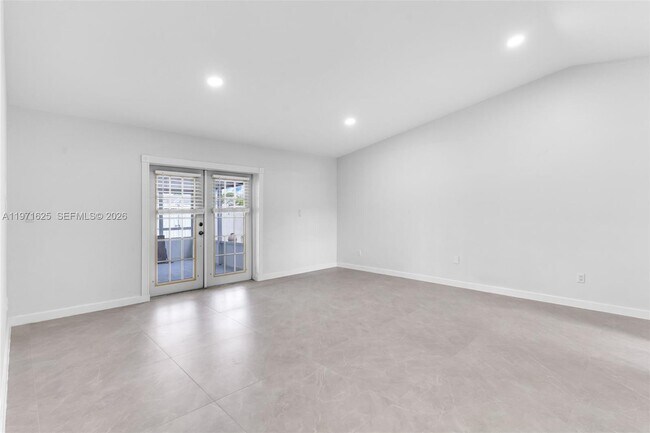 Photo - 10383 SW 209th Ln