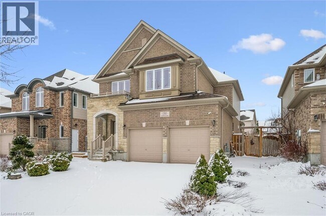 Photo - 130 Coopershawk St