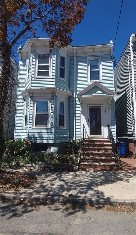 Photo - 136 Coleridge St Townhome