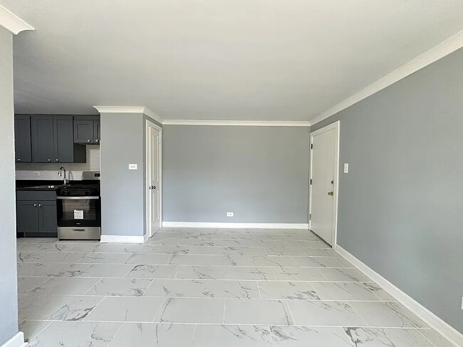 Photo - 2751 W North Shore Ave Unit #G