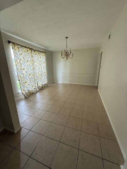 Photo - 10123 Kent Towne Ln